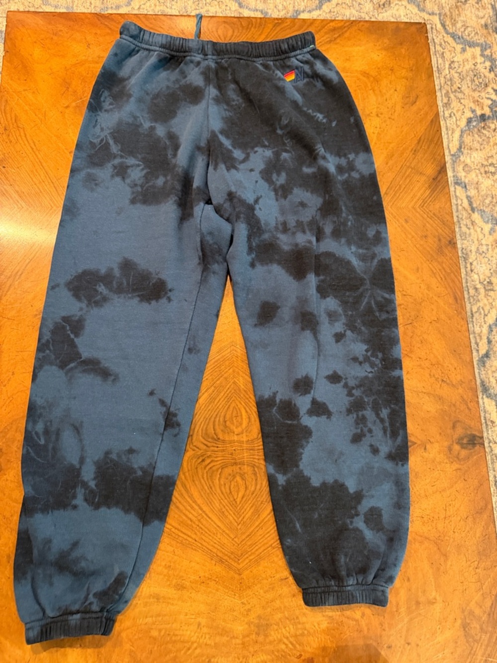 Aviator Nation women’s Navy & Black Tie-Dye Sweatpants